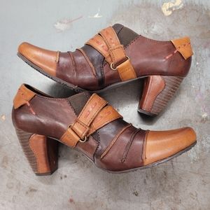 L'ARTISTE SPRING STEP WONDROUS ANKLE BOOTS US 8 LEATHER HEEL BOOTIES